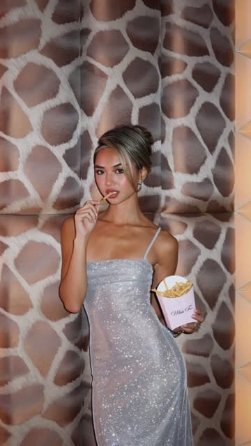@van_phann's Instagram post posted on date 10/6/2026 which generated 3 likes and 19 comments