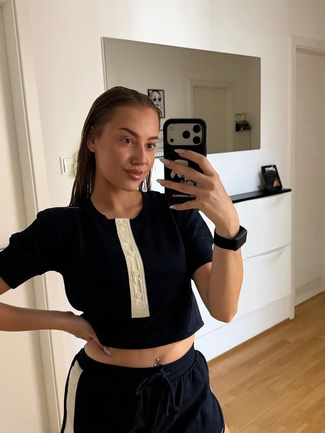 @verolein_26's Instagram post posted on date 7/16/2026 which generated 3 likes and 1 comments