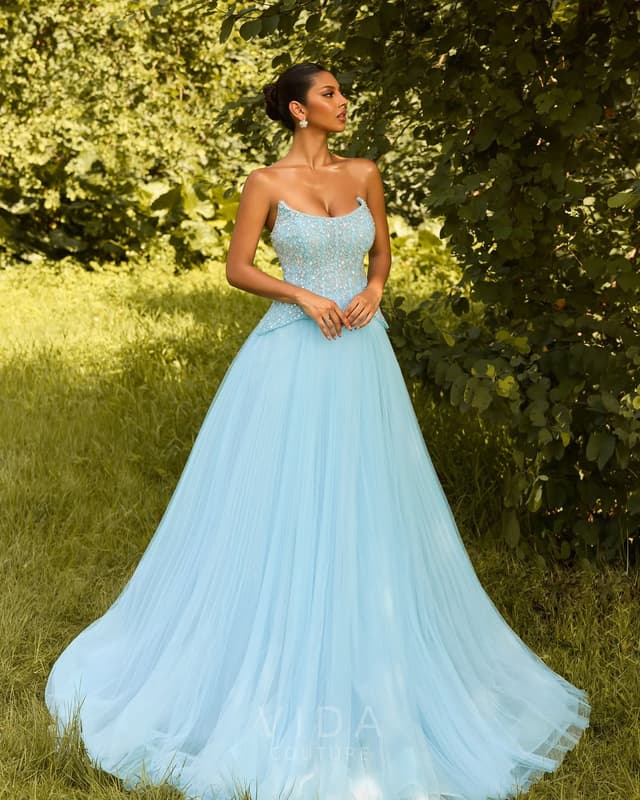@vidacouture.official's Instagram post posted on date 5/5/2026 which generated 0 likes and 1 comments