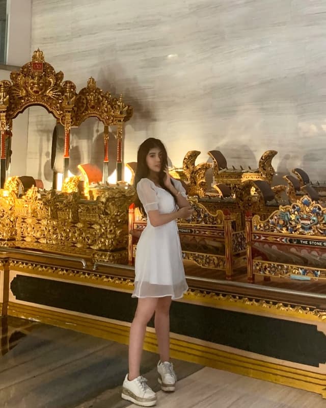 @viona.joycelyn's Instagram post posted on date 3/4/2022 which generated 1587 likes and 3 comments