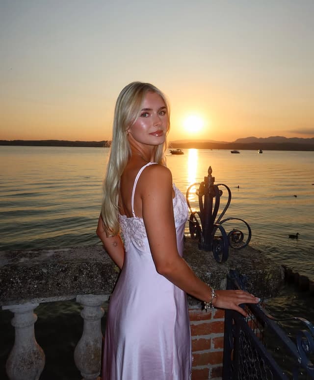 @vivienrh's Instagram post posted on date 8/17/2026 which generated 301 likes and 30 comments