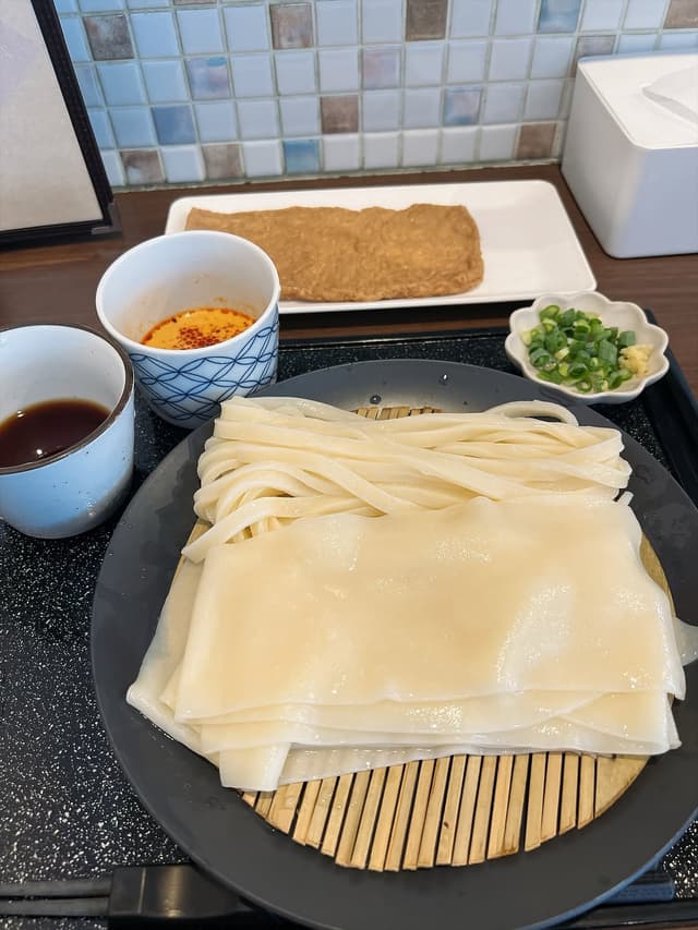@yajimeshi's Instagram post posted on date 8/26/2026 which generated 312 likes and 0 comments