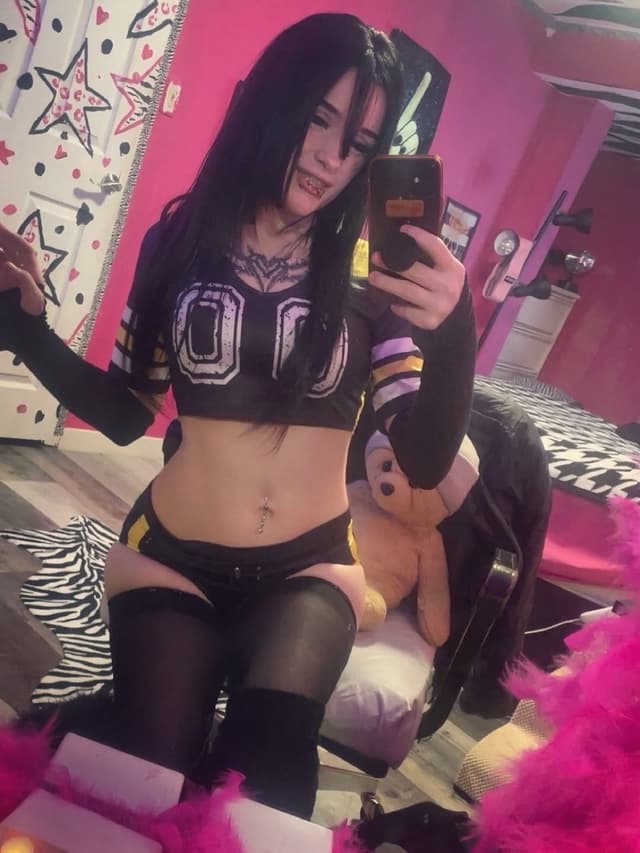 @zellanoir's Instagram post posted on date 2/10/2026 which generated 63 likes and 1 comments