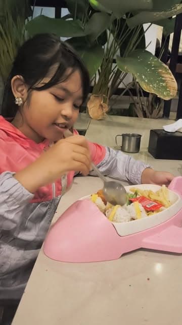 @zoey.nikeisha's Instagram post posted on date 8/3/2026 which generated 659 likes and 18 comments