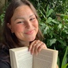 skyesboooks's TikTok profile picture